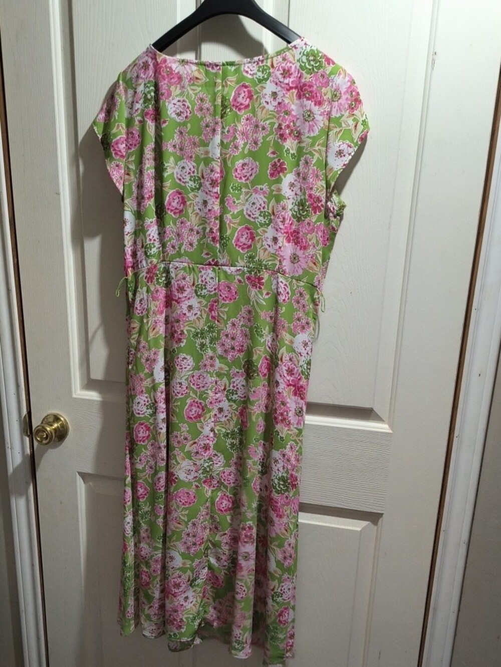 Green and Pink Floral Cap Sleeve Midi Dress - Picture 4 of 4